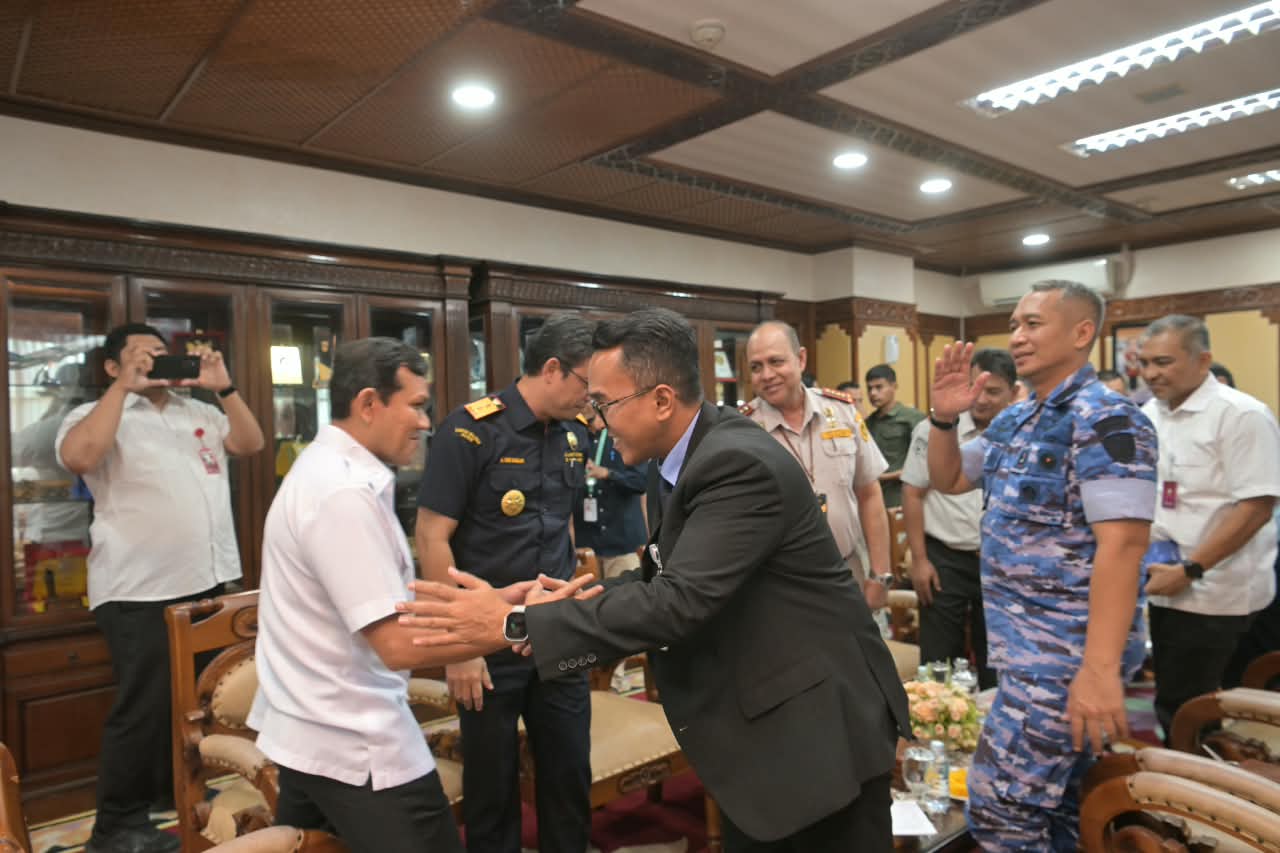 Terima Audiensi Angkasa Pura, Wagub Dek Fadh Dukung Penguatan Layanan dan Konektivitas Bandara SIM